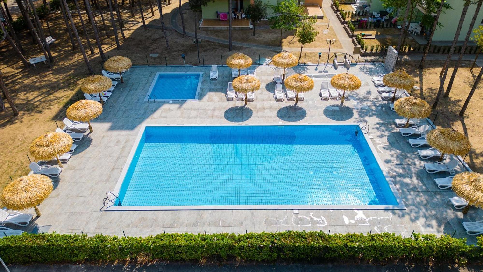 Castello Apartment Bibione Luaran gambar