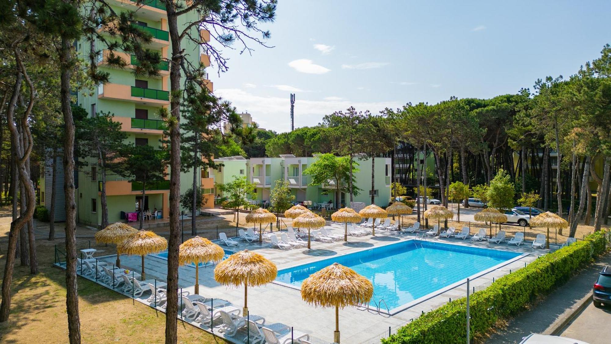Castello Apartment Bibione Luaran gambar