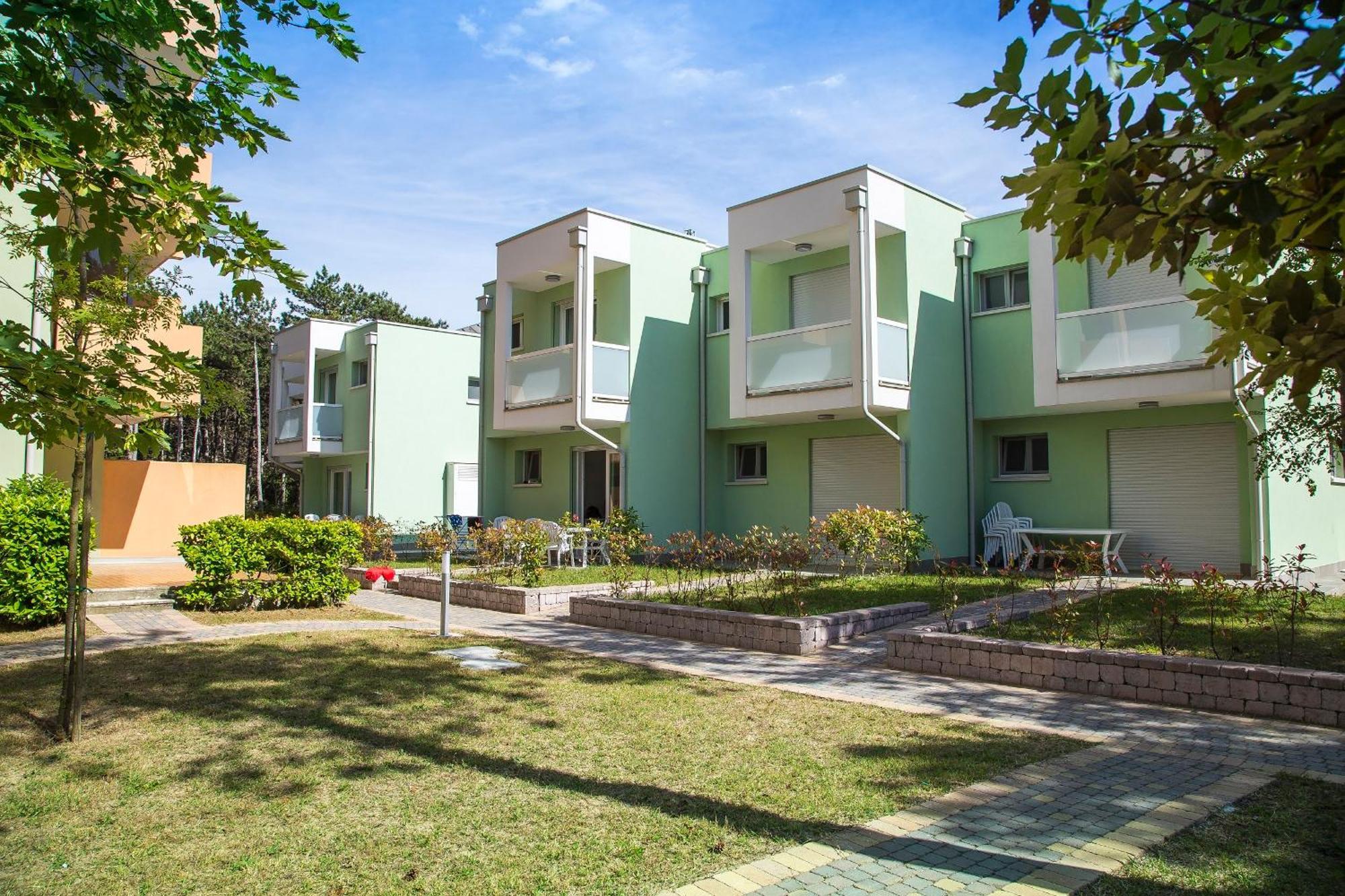 Castello Apartment Bibione Luaran gambar